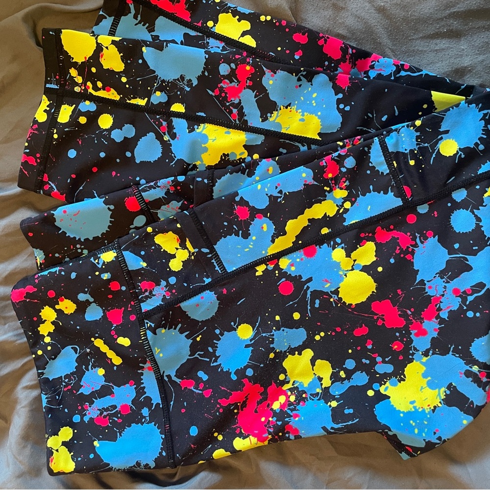 CVG Colorful paintball Splatter Print Capri Leggings